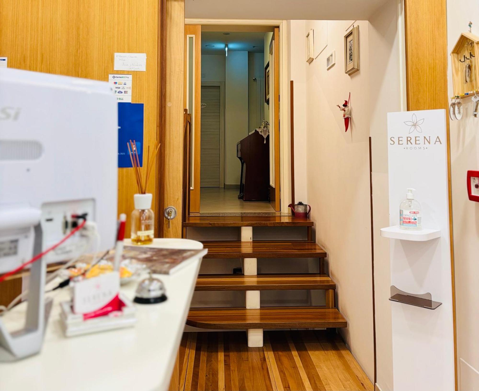Serena Rooms Solofra Exterior foto